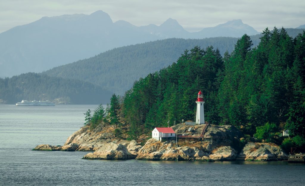 Discover the lighthouses on Vancouver Island, British Columbia